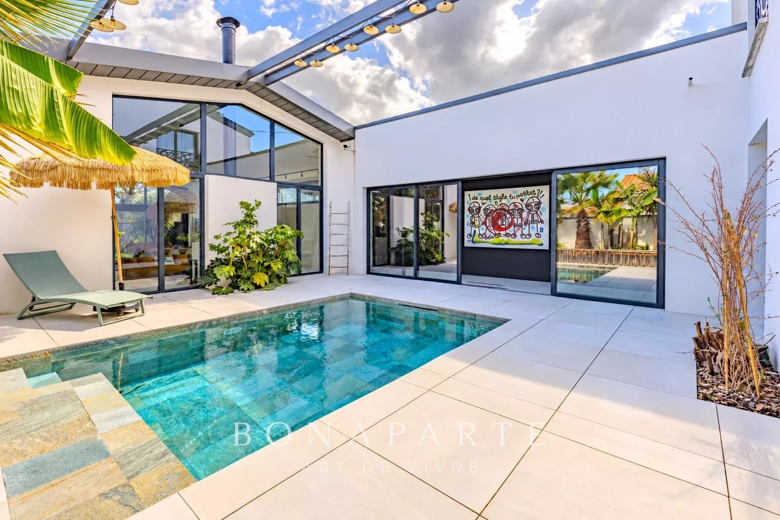 LE BOUSCAT – UN SECRET D’ARCHITECTURE AUX ACCENTS BALINAIS